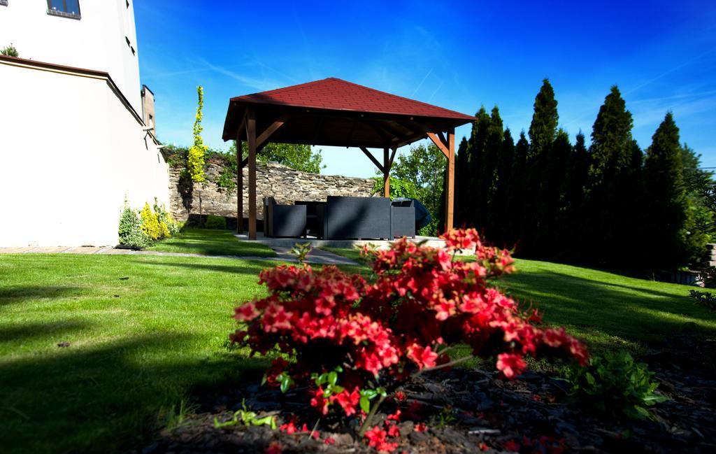 Pension Falconi Kolin Exterior photo